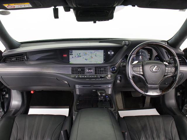 LS LS500h エグゼクティブ (禁煙車)(ワンオーナー)(点検記録簿16枚)(マークレビンソン)(リアエンター)(全周囲カメラ)(セーフティシステム+A)(BSM)(障害物センサー)(黒革)(オットマン)(後席コントロールパネル)(30枚目)
