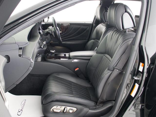 LS LS500h エグゼクティブ (禁煙車)(ワンオーナー)(点検記録簿16枚)(マークレビンソン)(リアエンター)(全周囲カメラ)(セーフティシステム+A)(BSM)(障害物センサー)(黒革)(オットマン)(後席コントロールパネル)(32枚目)
