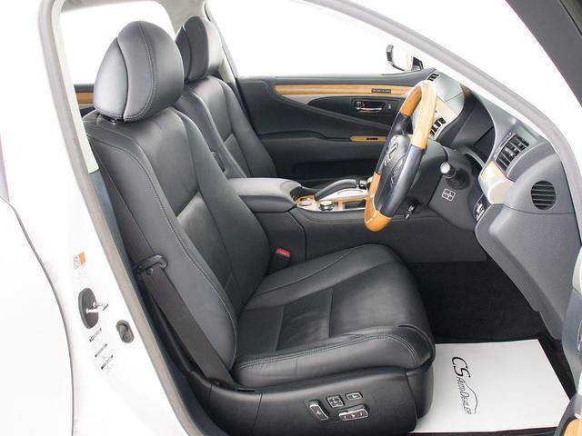 ＬＳ ＬＳ４６０　バージョンＣ　Ｉパッケージ　（サンルーフ）（整備点検記録簿６枚）（全画面ＳＤナビ）（レーダークルーズ）（プリクラッシュ）（ＢＳＭ）（ＬＥＤヘッドライト）（パワートランク）（クリアランスソナー）（黒本革）（冷暖房シート）（26枚目）