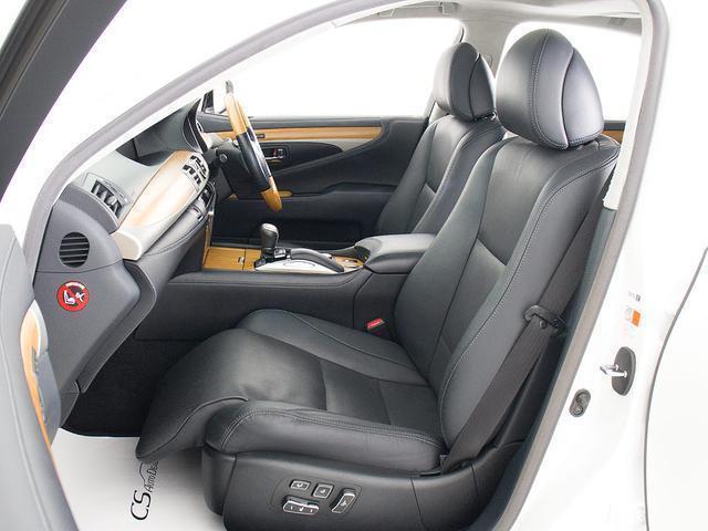 ＬＳ ＬＳ４６０　バージョンＣ　Ｉパッケージ　（サンルーフ）（整備点検記録簿６枚）（全画面ＳＤナビ）（レーダークルーズ）（プリクラッシュ）（ＢＳＭ）（ＬＥＤヘッドライト）（パワートランク）（クリアランスソナー）（黒本革）（冷暖房シート）（27枚目）