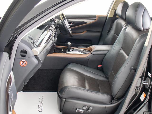 ＬＳ ＬＳ４６０　バージョンＣ　（禁煙車）（全画面ＳＤナビ）（サンルーフ）（ロクサーニ製マルチフォルケッタ２０インチＡＷ）（レーダークルーズ）（プリクラッシュ）（ＢＳＭ）（クリアランスソナー）（シートヒーター）（エアシート）（29枚目）