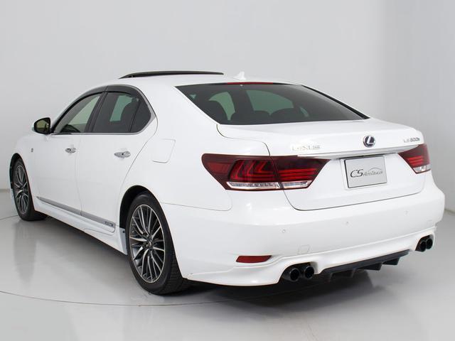 LS LS600h Fスポーツ (ウェザリアフルエアロ)(サンルーフ)(マークレビンソン)(エアロカスタム)(4本出しマフラー)(クリアランスソナー)(パワートランク)(LEDヘッドライト)(黒本革)(シートヒーター)(エアシート)(15枚目)
