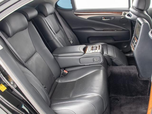 LEXUS LS LS460L EXECUTIVE PACKAGE
