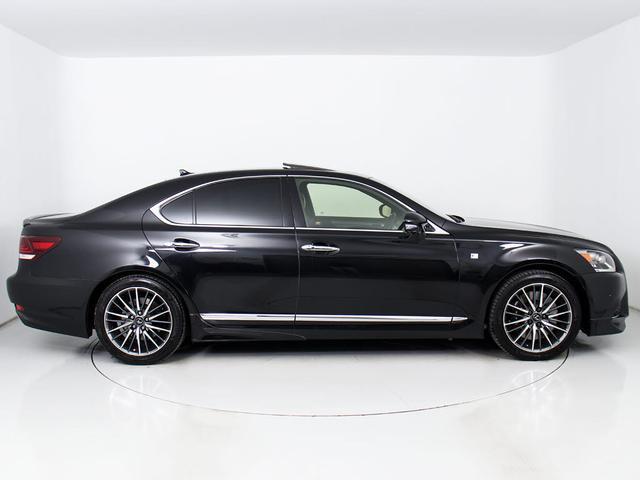 社外アルミホイール取付・スピンドルエアロ取付・各メーカーエアロ取付・車高調・ローダウン・ライトカスタム・スモークフィルム施工ＯＫ！お気軽にご相談下さい！