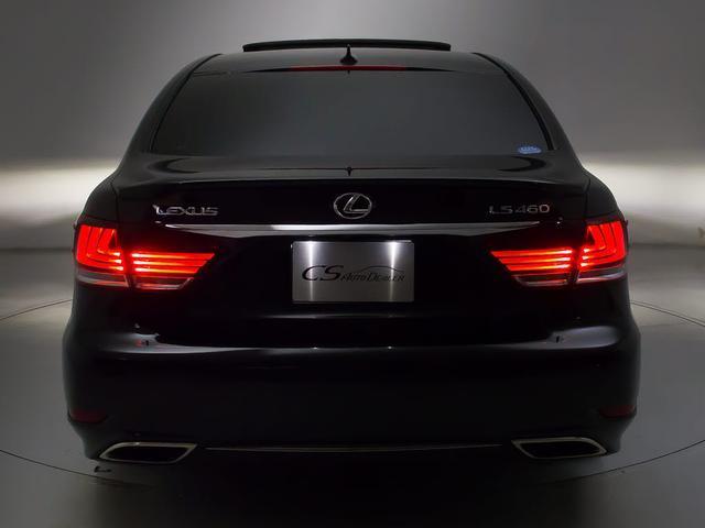 テールスモーク加工、スポイラー取付等々ドレスアップ可能です。違う角度が見たい・・・等のご要望御座いましたら是非お声掛け下さい！！お写真をお送りさせて頂きます。