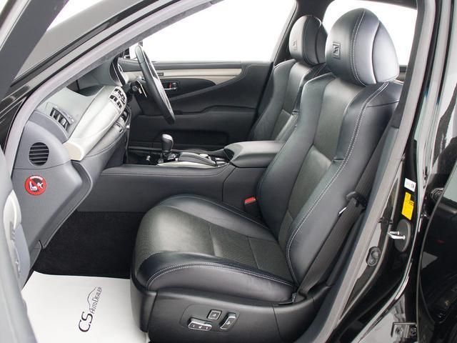 天候を気にしないでご覧頂ける屋根付きスペースを完備しておりますので、夜間でも、雨でも雪の日だってゆっくりご覧頂けます。