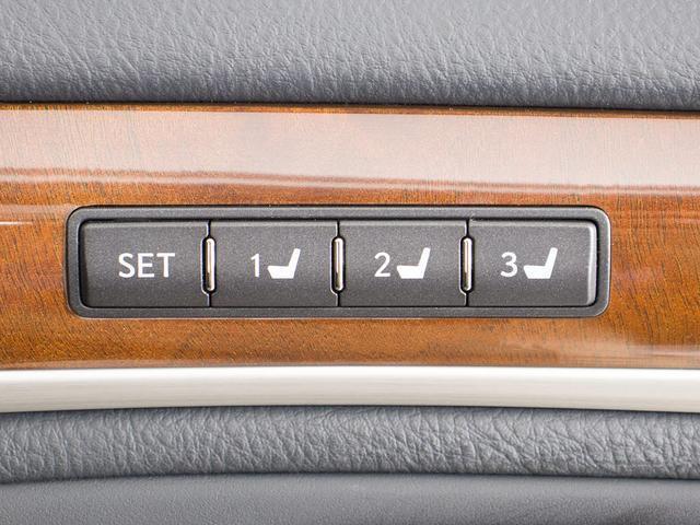 シートメモリー完備！お好きなシートポジションへ！記憶しておけます！