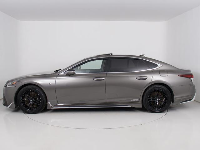 トレジャーワンカンパニー製２０インチアルミホイール装着車！！アルミホイールの変更も可能です！お客様のお好みの１台を作成可能となります！※詳細はスタッフまでお尋ねください。