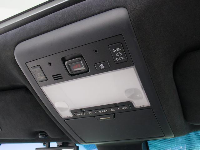 ★人気装備のサンルーフ！様々なドライブシーンで活躍してくれます！！開放感ある車内空間は気持ちがいいですよ！