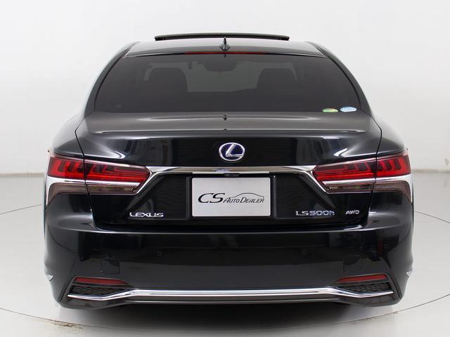 ★クリアランスソナー（前後コーナーセンサー）が付いています！フロント＆リアにセンサーがあり、障害物に近づくと警告音が鳴り、更にはマルチ画面上にも表示されます！すごく便利な人気装備です！！