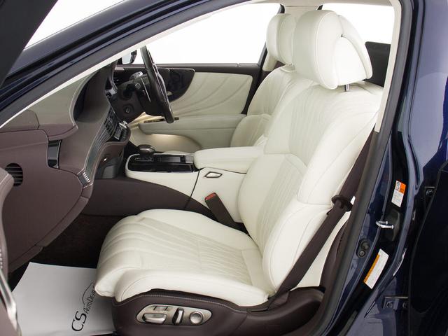 ＬＳ ＬＳ５００ｈ　エグゼクティブ　（禁煙車）（サンルーフ）（マークレビンソン）（リアエンター）（白本革シート）（デジタルインナーミラー）（パノラミックビュー）（後席コントロールパネル）（セーフティシステム＋Ａ）（パワートランク）（31枚目）