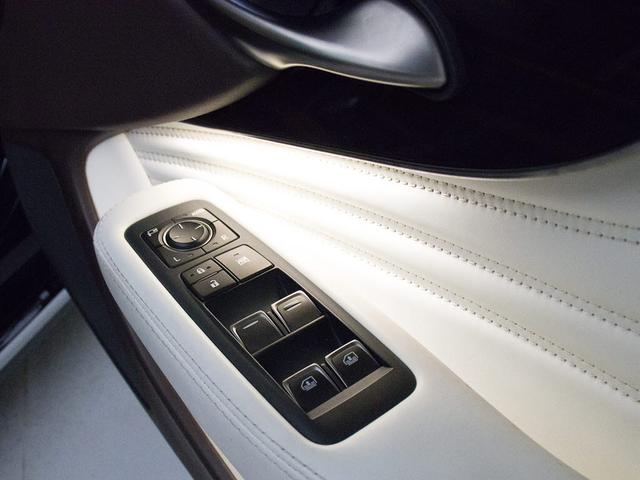 ＬＳ ＬＳ５００ｈ　エグゼクティブ　（禁煙車）（サンルーフ）（マークレビンソン）（リアエンター）（白本革シート）（デジタルインナーミラー）（パノラミックビュー）（後席コントロールパネル）（セーフティシステム＋Ａ）（パワートランク）（36枚目）