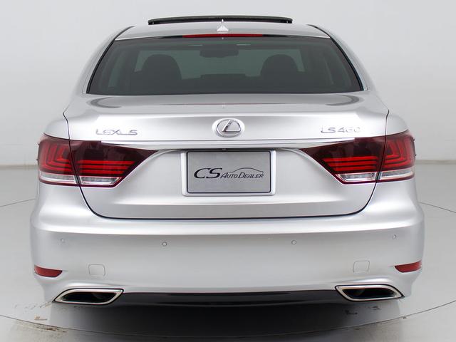 ★クリアランスソナー（前後コーナーセンサー）が付いています！フロント＆リアにセンサーがあり、障害物に近づくと警告音が鳴り、更にはマルチ画面上にも表示されます！すごく便利な人気装備です！！