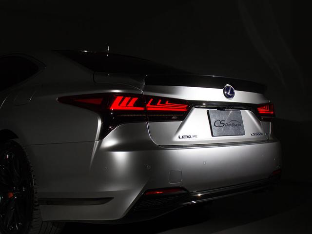 ＬＳ ＬＳ５００ｈ　Ｆスポーツ　（禁煙車）（ワンオーナー）（後期型）（ＴＲＤカスタム）（サンルーフ）（銀影ラスター）（デジタルインナーミラー）（パノラミックビュー）（Ｆスポーツ専用黒×白本革シート）（セーフティシステム＋Ａ）（25枚目）