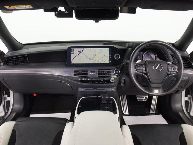 ＬＳ ＬＳ５００ｈ　Ｆスポーツ　（禁煙車）（ワンオーナー）（後期型）（ＴＲＤカスタム）（サンルーフ）（銀影ラスター）（デジタルインナーミラー）（パノラミックビュー）（Ｆスポーツ専用黒×白本革シート）（セーフティシステム＋Ａ）（30枚目）