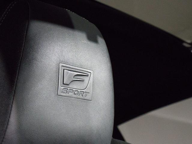 ＬＳ ＬＳ５００ｈ　Ｆスポーツ　（禁煙車）（ワンオーナー）（後期型）（ＴＲＤカスタム）（サンルーフ）（銀影ラスター）（デジタルインナーミラー）（パノラミックビュー）（Ｆスポーツ専用黒×白本革シート）（セーフティシステム＋Ａ）（36枚目）