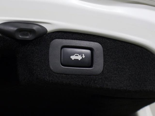 ＬＳ ＬＳ４６０　バージョンＣ　Ｉパッケージ　（禁煙車）（ワンオーナー）（サンルーフ）（クリアランスソナー）（パワートランク）（黒本革）（冷暖房シート）（ＨＤＤマルチナビ）（オートクルーズ）（カラーバックモニター）（Ｂｌｕｅｔｏｏｔｈオーディオ）（9枚目）