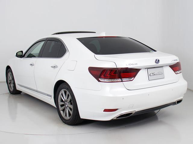 ★クリアランスソナー（前後コーナーセンサー）が付いています！フロント＆リアにセンサーがあり、障害物に近づくと警告音が鳴り、更にはマルチ画面上にも表示されます！すごく便利な人気装備です！！