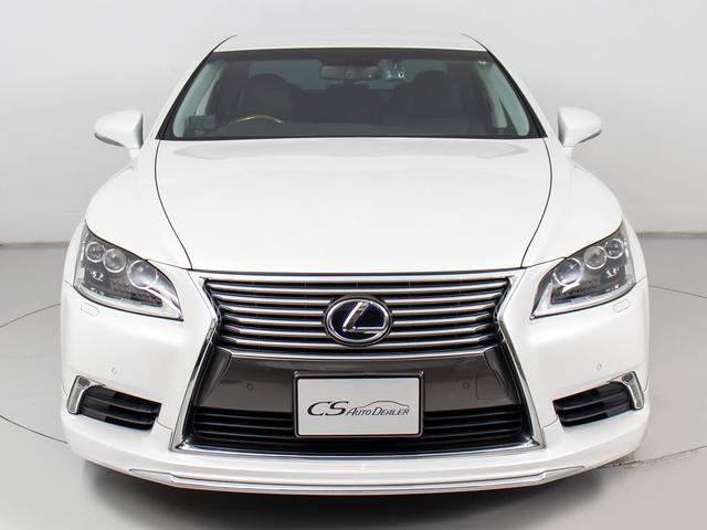 フロントリップカスタム車両！お好みはいかがですか？今付いているデザイン以外にも、各ブランドのエアロを格安にてお取付け出来ます！又、エアロを外してノーマル状態にする事も出来ます！！