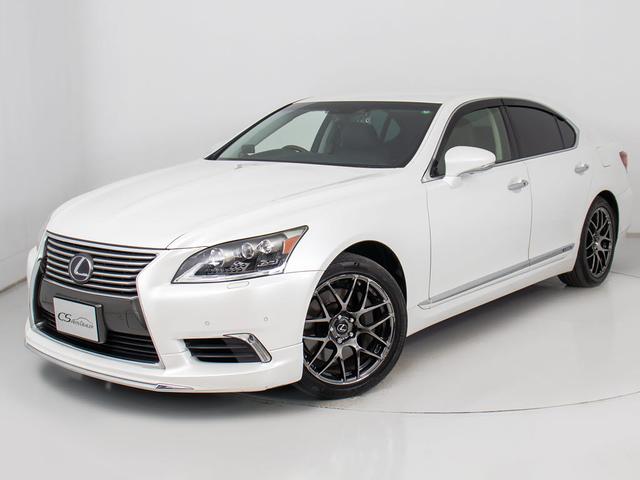 フロントリップカスタム車両！お好みはいかがですか？今付いているデザイン以外にも、各ブランドのエアロを格安にてお取付け出来ます！又、エアロを外してノーマル状態にする事も出来ます！！