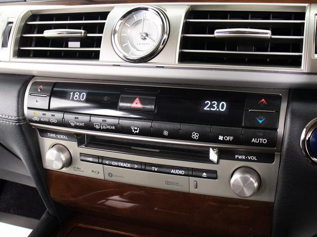 ＣＤはもちろんの事、ＤＶＤ＆Ｂｌｕ−ｒａｙ再生も可能です。フルセグ地デジにも対応しさらにＢｌｕｅｔｏｏｔｈにも対応しております