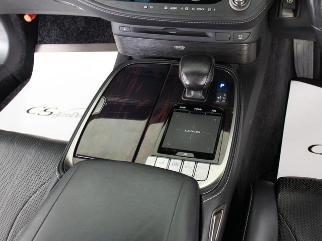 ＬＳ ＬＳ５００ｈ　エグゼクティブ　（サンルーフ）（マークレビンソン）（リアエンター）（２０インチＡＷ）（デジタルインナーミラー）（パノラミックビュー）（セーフティシステム＋Ａ）（ＢＳＭ）（黒本革）（後席リラクゼーション）（オットマン）（41枚目）