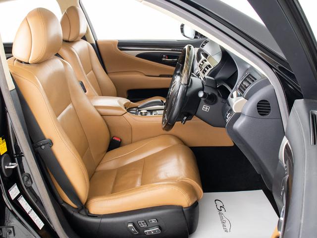 ＬＳ ＬＳ６００ｈ　バージョンＣ　Ｉパッケージ　（サンルーフ）（ドライバーモニター）（レーダークルーズ）（前後プリクラッシュ）（ＬＫＡ）（ＢＳＭ）（茶本革）（助手席オットマン）（シートヒーター）（エアシート）（ＬＥＤヘッドライト）（パワートランク）（25枚目）