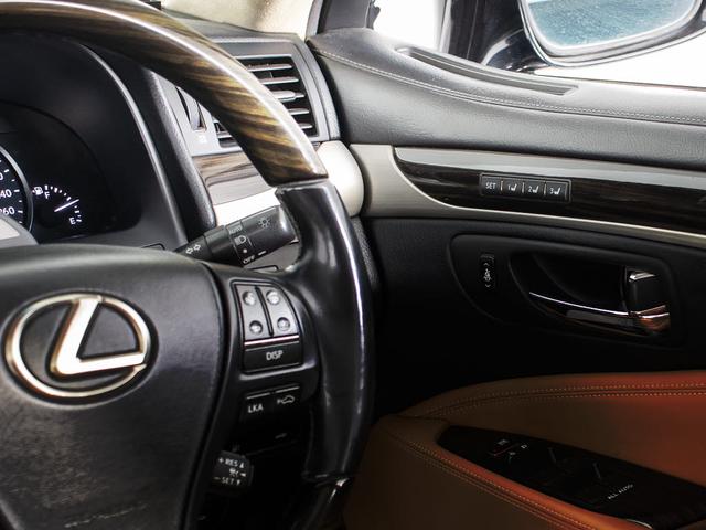 ＬＳ ＬＳ６００ｈ　バージョンＣ　Ｉパッケージ　（サンルーフ）（ドライバーモニター）（レーダークルーズ）（前後プリクラッシュ）（ＬＫＡ）（ＢＳＭ）（茶本革）（助手席オットマン）（シートヒーター）（エアシート）（ＬＥＤヘッドライト）（パワートランク）（34枚目）