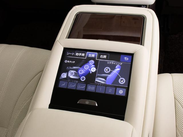 ＬＳ ＬＳ５００ｈ　エグゼクティブ　（禁煙車）（ＴＲＤフルエアロ）（４本出しマフラー）（白本革）（サンルーフ）（マークレビンソン）（リアエンター）（デジタルインナーミラー）（パノラミックビュー）（セーフティシステム＋Ａ）（電動トランク）（34枚目）