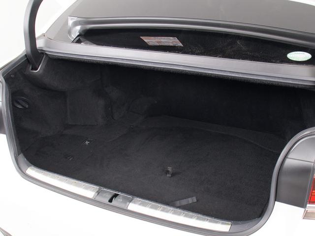 ＬＳ ＬＳ５００ｈ　バージョンＬ　（サンルーフ）（マークレビンソン）（２０インチスパッタリングＡＷ）（パノラミックビュー）（デジタルインナーミラー）（セーフティシステム＋Ａ）（後席ＶＩＰ仕様）（全画面ＳＤナビ）（ＬＥＤヘッドライト）（26枚目）