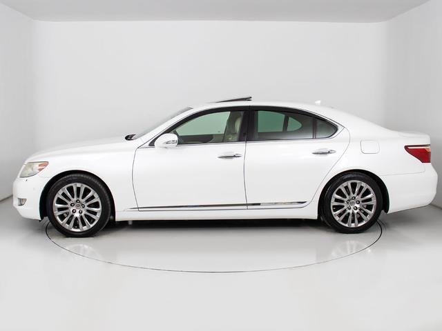 LS LS460 バージョンC Iパッケージ (サンルーフ)(パワートランク)(クリアランスソナー)(本革)(エアシート)(シートヒーター)(オートクルーズ)(HDDマルチナビ)(カラーバックモニター)(Bluetooth)(CD&DVD再生可)(13枚目)