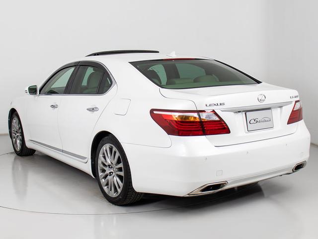 LS LS460 バージョンC Iパッケージ (サンルーフ)(パワートランク)(クリアランスソナー)(本革)(エアシート)(シートヒーター)(オートクルーズ)(HDDマルチナビ)(カラーバックモニター)(Bluetooth)(CD&DVD再生可)(14枚目)