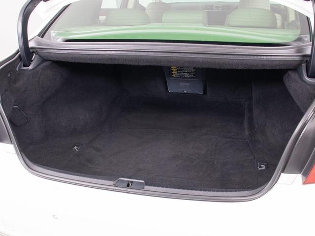 LS LS460 バージョンC Iパッケージ (サンルーフ)(パワートランク)(クリアランスソナー)(本革)(エアシート)(シートヒーター)(オートクルーズ)(HDDマルチナビ)(カラーバックモニター)(Bluetooth)(CD&DVD再生可)(21枚目)