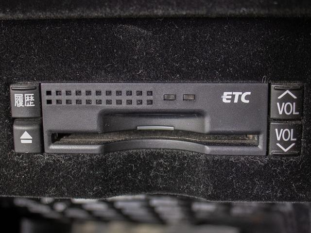 LS LS460 バージョンC Iパッケージ (サンルーフ)(パワートランク)(クリアランスソナー)(本革)(エアシート)(シートヒーター)(オートクルーズ)(HDDマルチナビ)(カラーバックモニター)(Bluetooth)(CD&DVD再生可)(33枚目)