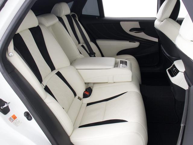 ＬＳ ＬＳ５００　Ｆスポーツ　（サンルーフ）（モデリスタ製フルエアロ＆２１インチＡＷ）（デジタルインナーミラー）（Ｖ型６気筒ツインターボエンジン）（Ｆスポーツ専用白本革）（全周囲カメラ）（セーフティシステム＋Ａ）（全画面ＳＤナビ）（27枚目）