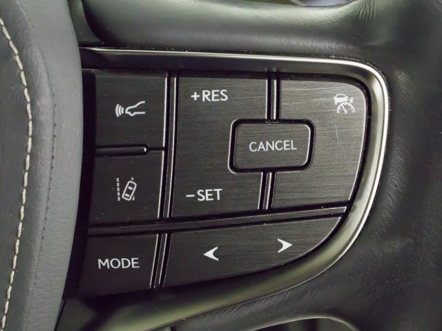 ＬＳ ＬＳ５００ｈ　エグゼクティブ　（禁煙車）（整備点検記録簿１５枚）（サンルーフ）（マークレビンソン）（リアエンター）（パノラミックビュー）（セーフティシステム＋Ａ）（ＢＳＭ）（クリアランスソナー）（パワートランク）（全画面ＳＤナビ）（11枚目）