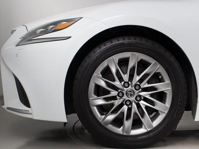 ＬＳ ＬＳ５００ｈ　エグゼクティブ　（禁煙車）（整備点検記録簿１５枚）（サンルーフ）（マークレビンソン）（リアエンター）（パノラミックビュー）（セーフティシステム＋Ａ）（ＢＳＭ）（クリアランスソナー）（パワートランク）（全画面ＳＤナビ）（23枚目）