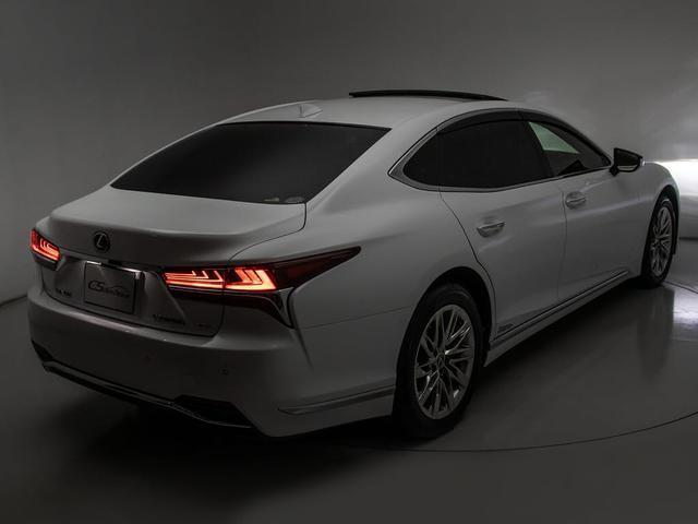 ＬＳ ＬＳ５００ｈ　エグゼクティブ　（禁煙車）（整備点検記録簿１５枚）（サンルーフ）（マークレビンソン）（リアエンター）（パノラミックビュー）（セーフティシステム＋Ａ）（ＢＳＭ）（クリアランスソナー）（パワートランク）（全画面ＳＤナビ）（27枚目）