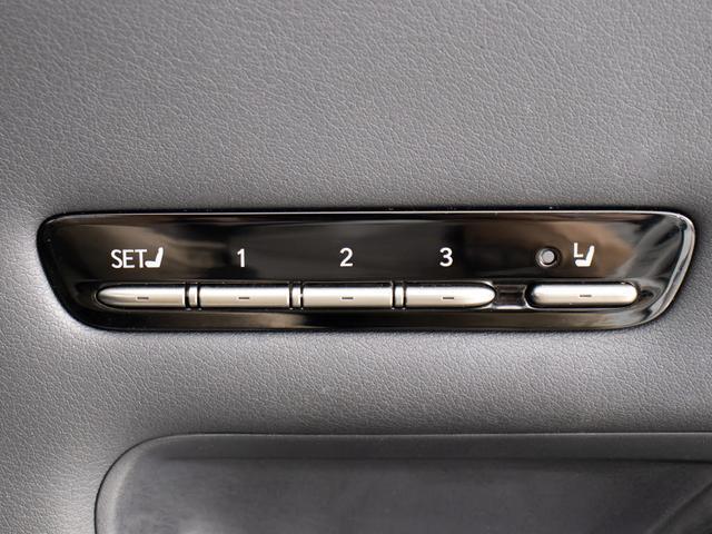 ＬＳ ＬＳ５００ｈ　Ｆスポーツ　（禁煙車）（記録簿１１枚）（ワンオーナー）（サンルーフ）（専用白本革）（セーフティシステム＋Ａ）（パノラミックビュー）（クリアランスソナー）（ＢＳＭ）（ＨＵＤ）（ＬＥＤライト）（全画面ＳＤナビ）（36枚目）