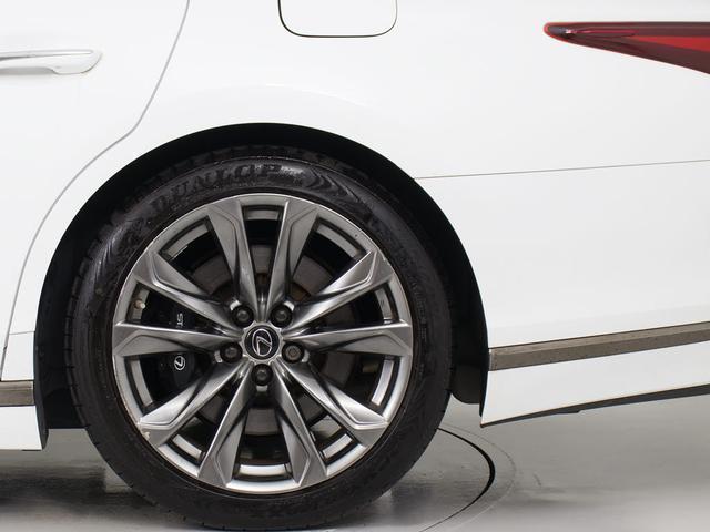 ＬＳ ＬＳ５００　Ｆスポーツ　（禁煙車）（記録簿９枚）（ワンオーナー）（Ｖ型６気筒ツインターボエンジン）（サンルーフ）（デジタルインナーミラー）（Ｆスポーツ専用赤本革シート）（パノラミックビュー）（ＢＳＭ）（全画面ＳＤナビ）（24枚目）
