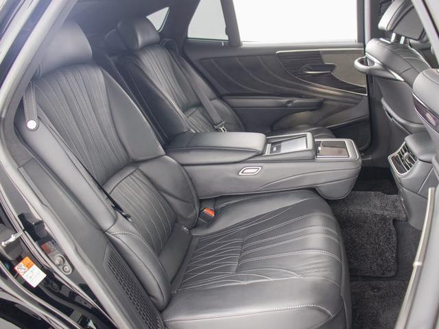 ＬＳ ＬＳ５００ｈ　バージョンＬ　（禁煙車）（サンルーフ）（マークレビンソン）（デジタルインナーミラー）（パノラミックビュー）（セーフティシステム＋Ａ）（ＢＳＭ）（ＨＵＤ）（クリアランスソナー）（黒本革）（後席コントロールパネル）（29枚目）