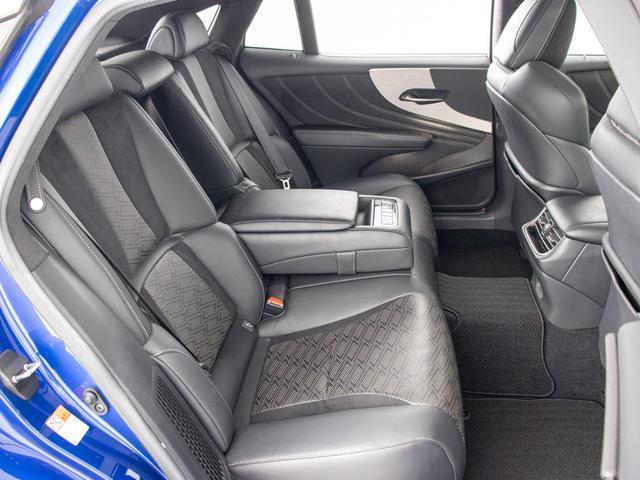 ＬＳ ＬＳ５００ｈ　Ｆスポーツ　（禁煙車）（ワンオーナー）（記録簿８枚）（後期型）（サンルーフ）（タッチディスプレイ）（デジタルインナーミラー）（全周囲カメラ）（セーフティシステム＋Ａ）（ＢＳＭ）（ＨＵＤ）（クリアランスソナー）（35枚目）