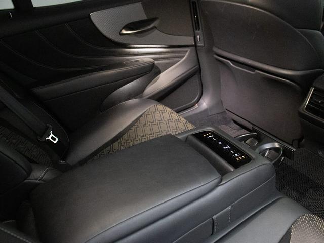 ＬＳ ＬＳ５００ｈ　Ｆスポーツ　（禁煙車）（ワンオーナー）（記録簿８枚）（後期型）（サンルーフ）（タッチディスプレイ）（デジタルインナーミラー）（全周囲カメラ）（セーフティシステム＋Ａ）（ＢＳＭ）（ＨＵＤ）（クリアランスソナー）（42枚目）