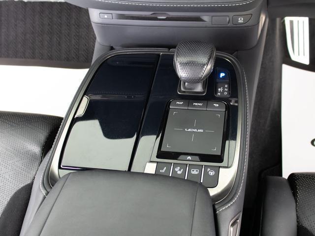 ＬＳ ＬＳ５００ｈ　Ｆスポーツ　（禁煙車）（ワンオーナー）（記録簿８枚）（後期型）（サンルーフ）（タッチディスプレイ）（デジタルインナーミラー）（全周囲カメラ）（セーフティシステム＋Ａ）（ＢＳＭ）（ＨＵＤ）（クリアランスソナー）（50枚目）