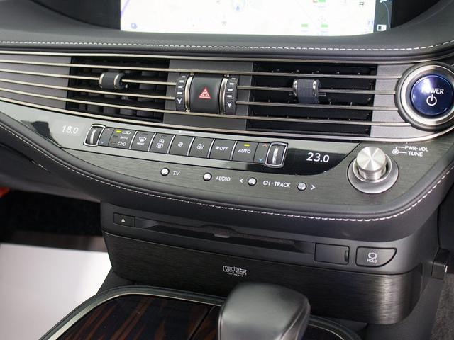 ＬＳ ＬＳ５００ｈ　エグゼクティブ　（禁煙車）（サンルーフ）（新品ウェザリアエアロ）（レクサス点検整備記録１６枚）（マークレビンソン）（リアエンター）（デジタルインナーミラー）（パノラミックビュー）（セーフティシステム＋Ａ）（ＢＳＭ）（42枚目）