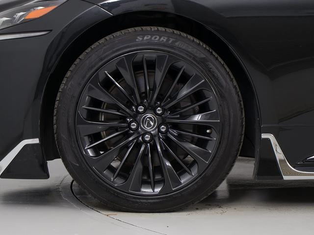 ＬＳ ＬＳ５００ｈ　エグゼクティブ　（禁煙車）（モデリスタフルエアロ）（サンルーフ）（マークレビンソン）（リアエンター）（２０インチアルミホイール）（デジタルインナーミラー）（パノラミックビュー）（黒本革）（後席コントロールパネル）（26枚目）