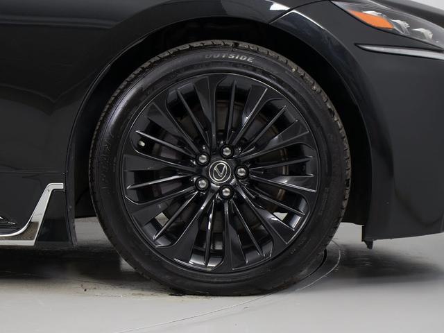 ＬＳ ＬＳ５００ｈ　エグゼクティブ　（禁煙車）（モデリスタフルエアロ）（サンルーフ）（マークレビンソン）（リアエンター）（２０インチアルミホイール）（デジタルインナーミラー）（パノラミックビュー）（黒本革）（後席コントロールパネル）（28枚目）