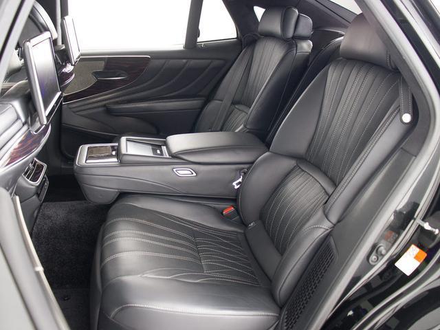 ＬＳ ＬＳ５００ｈ　エグゼクティブ　（禁煙車）（モデリスタフルエアロ）（サンルーフ）（マークレビンソン）（リアエンター）（２０インチアルミホイール）（デジタルインナーミラー）（パノラミックビュー）（黒本革）（後席コントロールパネル）（39枚目）
