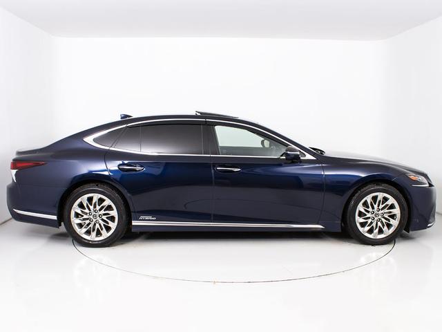 ＬＳ ＬＳ５００ｈ　エグゼクティブ　（禁煙車）（サンルーフ）（マークレビンソン）（リアエンター）（デジタルインナーミラー）（パノラミックビュー）（黒本革）（後席コントロールパネル）（オットマン）（セーフティシステム＋Ａ）（電動トランク）（20枚目）