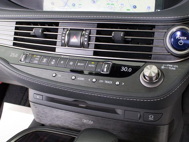 ＬＳ ＬＳ５００ｈ　エグゼクティブ　（禁煙車）（サンルーフ）（マークレビンソン）（リアエンター）（デジタルインナーミラー）（パノラミックビュー）（黒本革）（後席コントロールパネル）（オットマン）（セーフティシステム＋Ａ）（電動トランク）（34枚目）